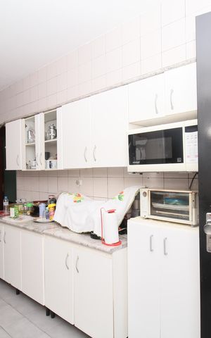 Casa à venda com 170m², 3 quartos e 2 vagasCozinha