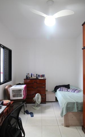 Casa à venda com 170m², 3 quartos e 2 vagasQuarto 2