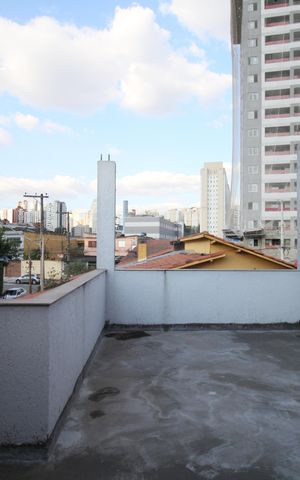 Casa à venda com 170m², 3 quartos e 2 vagasVaranda