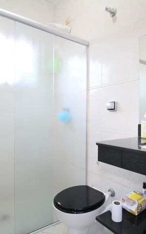 Casa à venda com 170m², 3 quartos e 2 vagasBanheiro 1º Andar