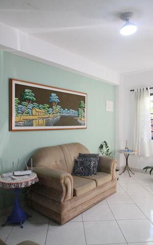 Casa à venda com 170m², 3 quartos e 2 vagasSala