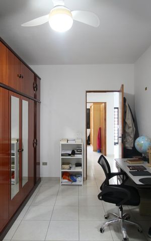 Casa à venda com 170m², 3 quartos e 2 vagasQuarto 2