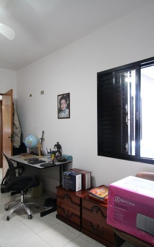 Casa à venda com 170m², 3 quartos e 2 vagasQuarto 2