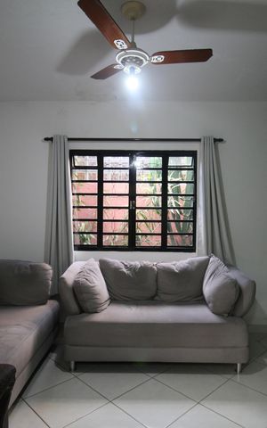 Casa à venda com 170m², 3 quartos e 2 vagasSala de TV