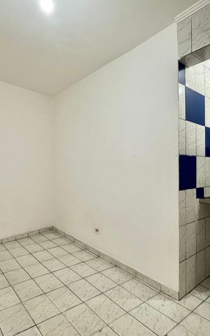 Studio para alugar com 29m², 1 quarto e sem vaga Studio para alugar com 29m², 1 quarto e sem vagaSala/Quarto