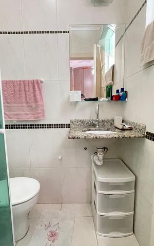 Casa à venda com 250m², 3 quartos e 4 vagasBanheiro 2