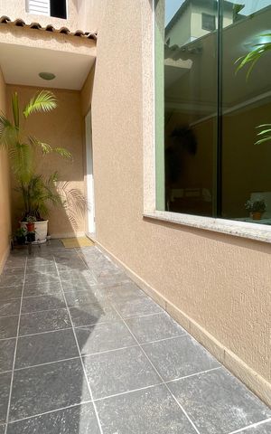 Casa à venda com 250m², 3 quartos e 4 vagasEntrada