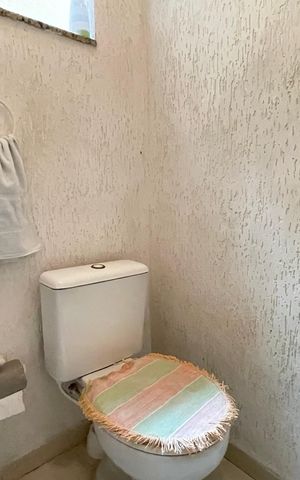 Casa à venda com 250m², 3 quartos e 4 vagasBanheiro 3