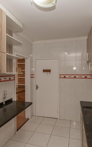 Apartamento para alugar com 58m², 2 quartos e 1 vaga Apartamento para alugar com 58m², 2 quartos e 1 vagaCozinha e Área de Serviço