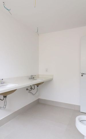 Apartamento à venda com 221m², 3 quartos e 3 vagas
