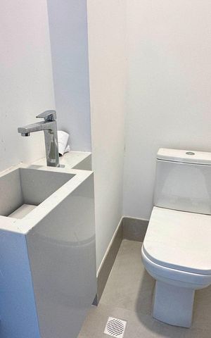 Apartamento para alugar com 150m², 3 quartos e 2 vagas Apartamento para alugar com 150m², 3 quartos e 2 vagasBanheiro