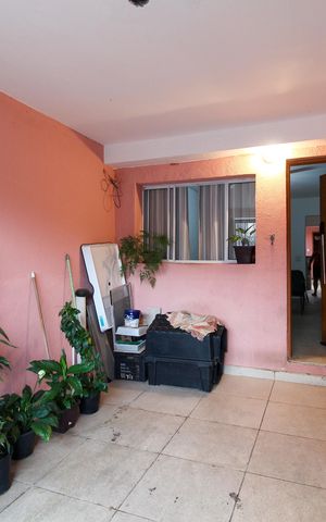 Casa à venda com 80m², 2 quartos e 1 vaga Casa à venda com 80m², 2 quartos e 1 vagaGaragem