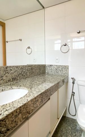 Apartamento para alugar com 150m², 3 quartos e 2 vagas Apartamento para alugar com 150m², 3 quartos e 2 vagasBanheiro da Suíte 2