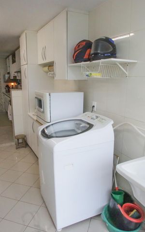 Apartamento à venda com 147m², 2 quartos e 1 vagaÁrea de Serviço