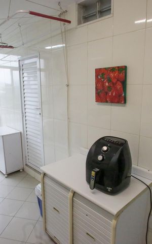 Apartamento à venda com 147m², 2 quartos e 1 vagaÁrea de Serviço