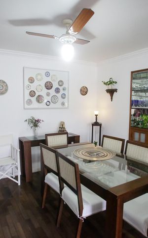 Apartamento à venda com 147m², 2 quartos e 1 vagaSala de jantar