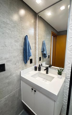 Apartamento à venda com 160m², 3 quartos e 3 vagas Apartamento à venda com 160m², 3 quartos e 3 vagasBanheiro da Suíte 2