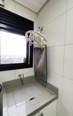 Apartamento à venda com 160m², 3 quartos e 3 vagas Apartamento à venda com 160m², 3 quartos e 3 vagasÁrea de Serviço