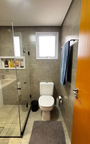 Apartamento à venda com 160m², 3 quartos e 3 vagas Apartamento à venda com 160m², 3 quartos e 3 vagasBanheiro da Suíte 2