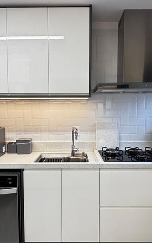 Apartamento à venda com 160m², 3 quartos e 3 vagas Apartamento à venda com 160m², 3 quartos e 3 vagasCozinha
