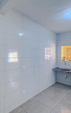 Casa para alugar com 46m², 2 quartos e 3 vagasCozinha