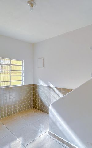 Casa para alugar com 46m², 2 quartos e 3 vagasSala