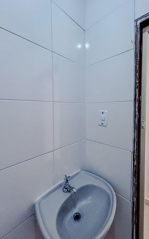 Casa para alugar com 46m², 2 quartos e 3 vagasBanheiro