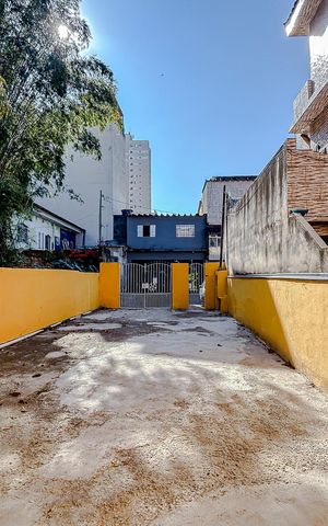 Casa para alugar com 46m², 2 quartos e 3 vagasGaragem