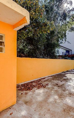 Casa para alugar com 46m², 2 quartos e 3 vagasGaragem