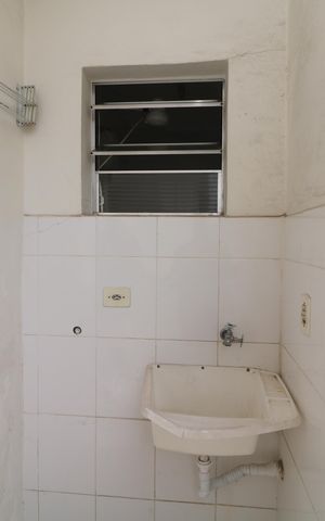 Casa para alugar com 50m², 1 quarto e sem vagaÁrea de Serviço