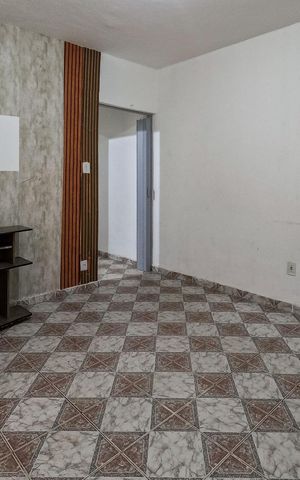 Casa para alugar com 55m², 1 quarto e sem vaga