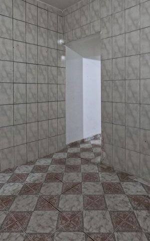 Casa para alugar com 55m², 1 quarto e sem vaga