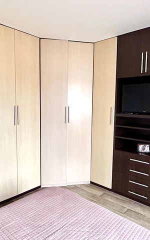 Casa à venda com 200m², 4 quartos e 3 vagas Casa à venda com 200m², 4 quartos e 3 vagasQuarto suíte 1