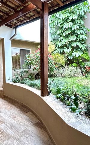 Casa à venda com 200m², 4 quartos e 3 vagas Casa à venda com 200m², 4 quartos e 3 vagasJardim - Churrasqueira