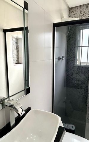 Casa à venda com 200m², 4 quartos e 3 vagas Casa à venda com 200m², 4 quartos e 3 vagasBanheiro da Suíte 2