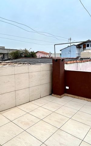 Casa à venda com 200m², 4 quartos e 3 vagas Casa à venda com 200m², 4 quartos e 3 vagasQuintal
