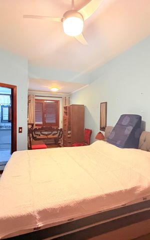 Casa à venda com 244m², 5 quartos e 4 vagas Casa à venda com 244m², 5 quartos e 4 vagasQuarto 2