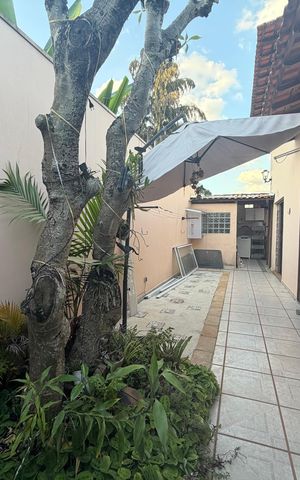 Casa à venda com 244m², 5 quartos e 4 vagas Casa à venda com 244m², 5 quartos e 4 vagasEspaço Gourmet