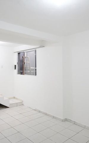 Casa para alugar com 70m², 2 quartos e sem vagaSala