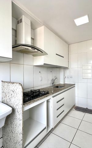 Apartamento para alugar com 58m², 2 quartos e 2 vagas Apartamento para alugar com 58m², 2 quartos e 2 vagasCozinha e Área de Serviço