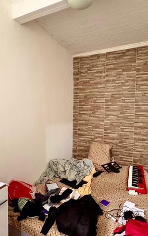 Casa à venda com 80m², 2 quartos e sem vaga