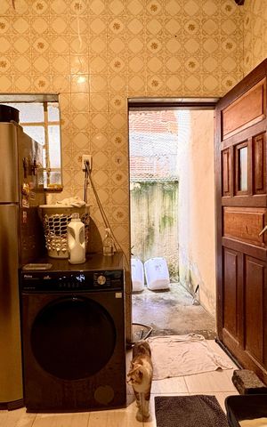 Casa à venda com 80m², 2 quartos e sem vaga
