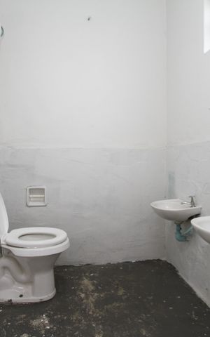 Casa para alugar com 360m², 4 quartos e 2 vagasBanheiro de serviço