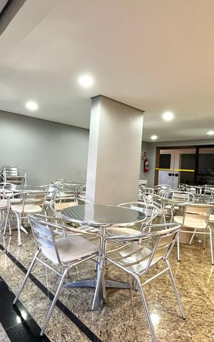 Apartamento à venda com 143m², 4 quartos e 3 vagas Apartamento à venda com 143m², 4 quartos e 3 vagasÁrea comum - Salão de festas