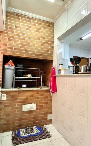 Apartamento à venda com 143m², 4 quartos e 3 vagas Apartamento à venda com 143m², 4 quartos e 3 vagasChurrasqueira