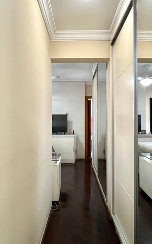 Apartamento à venda com 143m², 4 quartos e 3 vagas Apartamento à venda com 143m², 4 quartos e 3 vagasCloset da suíte 1