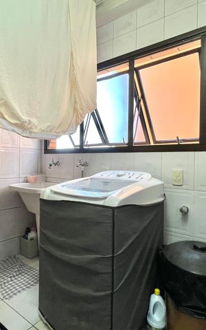 Apartamento à venda com 143m², 4 quartos e 3 vagas Apartamento à venda com 143m², 4 quartos e 3 vagasÁrea de Serviço