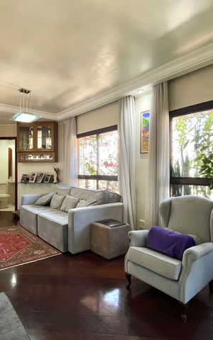 Apartamento à venda com 143m², 4 quartos e 3 vagas Apartamento à venda com 143m², 4 quartos e 3 vagasSala
