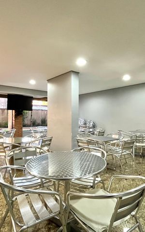Apartamento à venda com 143m², 4 quartos e 3 vagas Apartamento à venda com 143m², 4 quartos e 3 vagasÁrea comum - Salão de festas