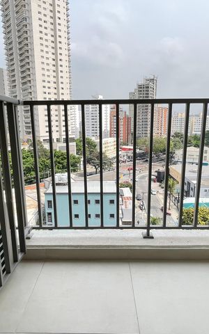 Studio para alugar com 27m², 1 quarto e sem vaga Studio para alugar com 27m², 1 quarto e sem vagaVaranda